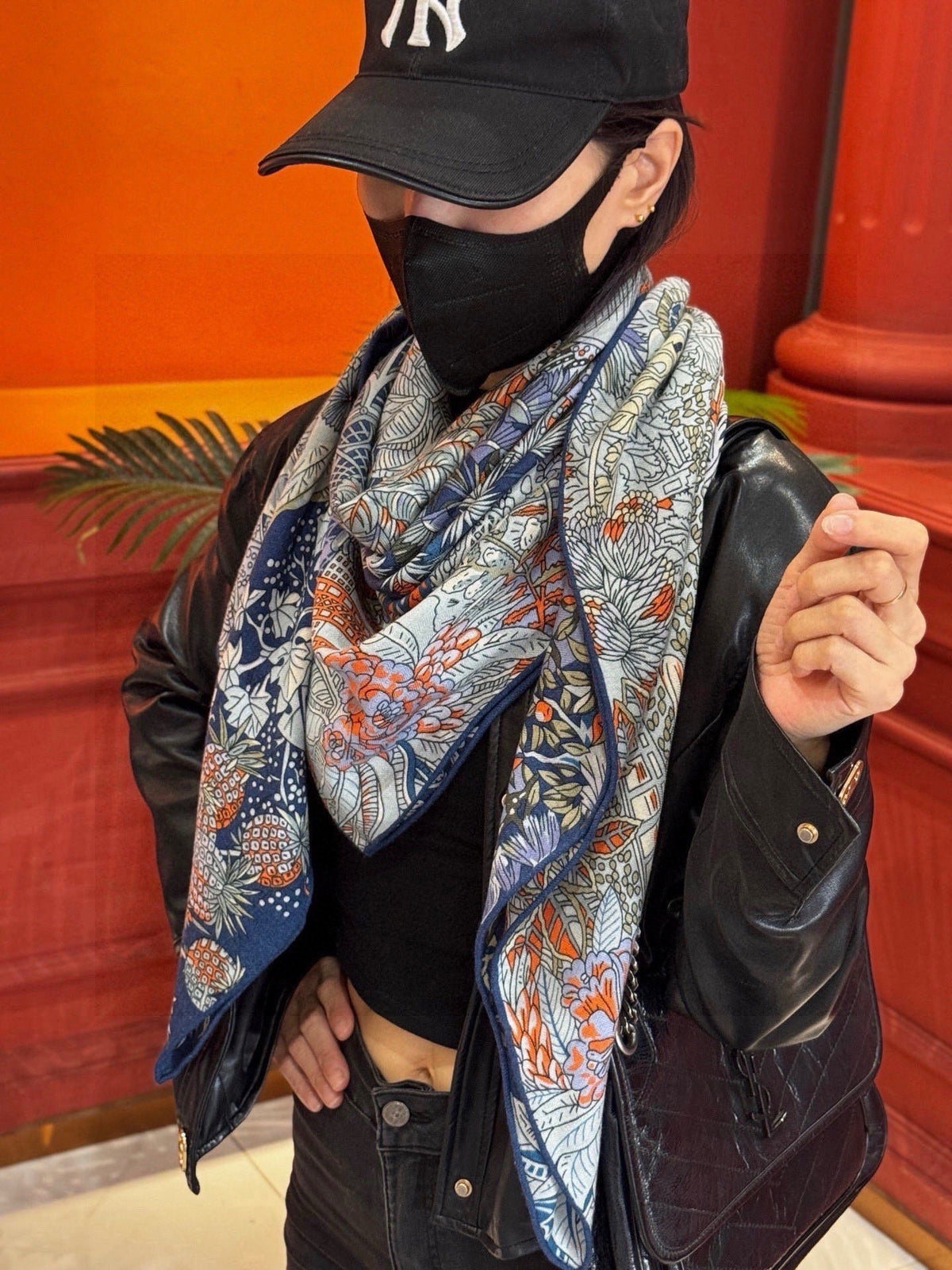 HM 26s Scarf 140 In Cashmere And Silk 441184