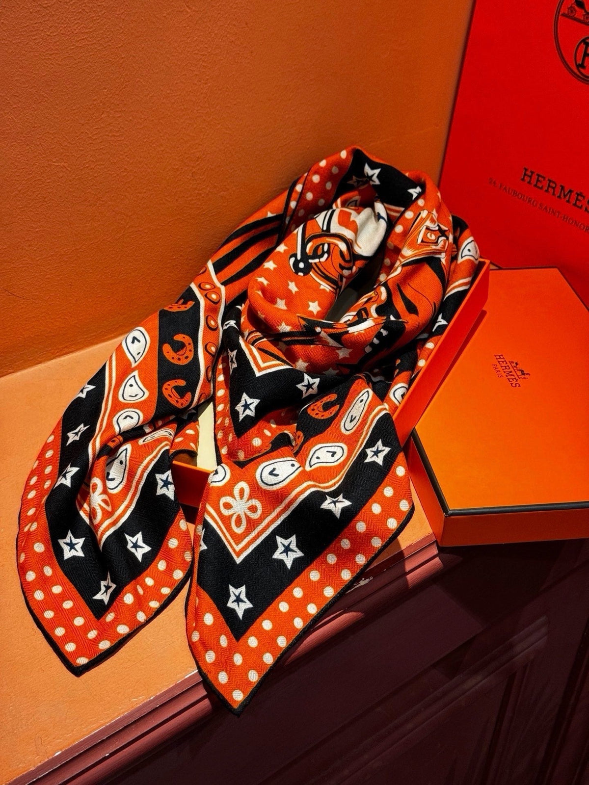 HM 26s Scarf 140 In Cashmere And Silk 441187