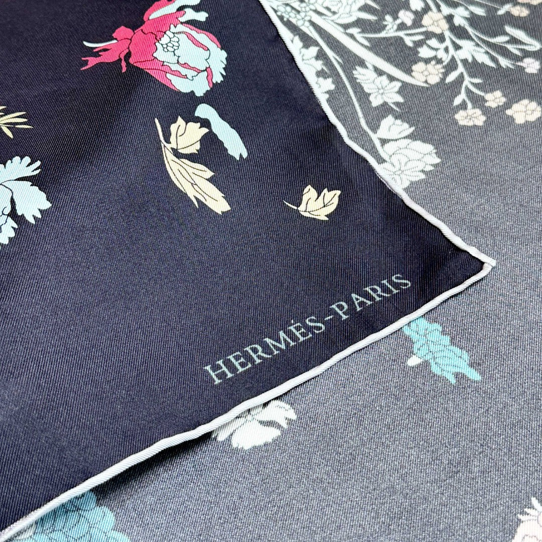 HM 26s Scarf 90 In Silk 304309