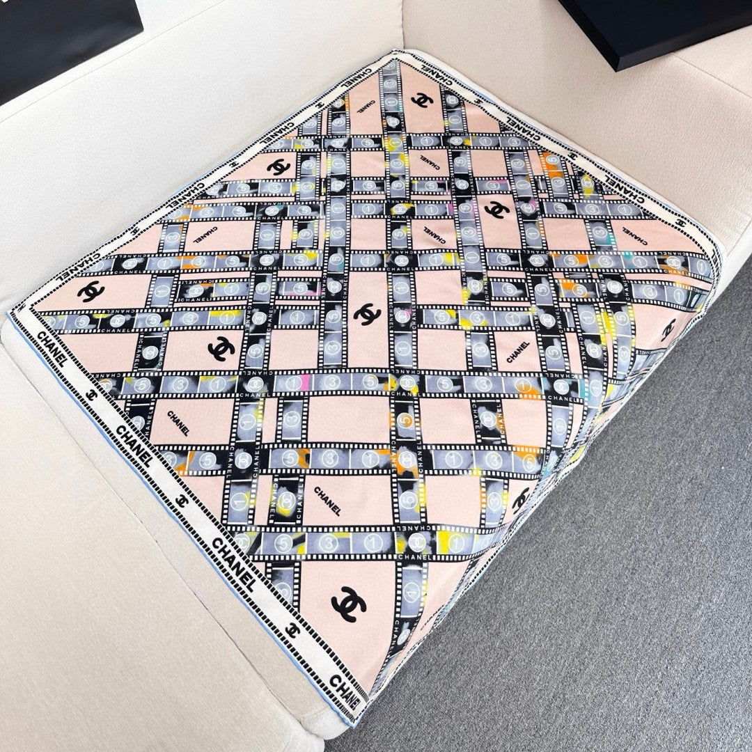 Chanel 26s Scarf 90 In Silk 309798