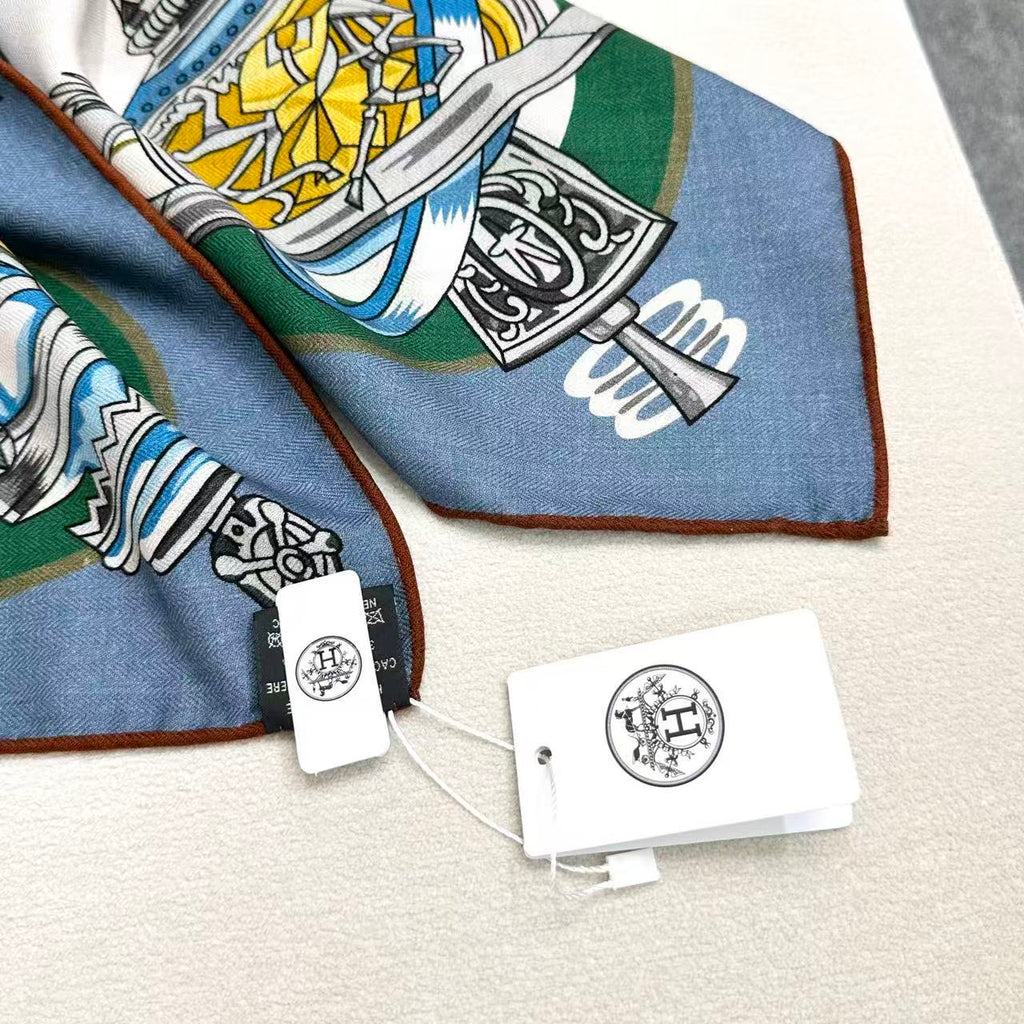 HM Creative Origins Scarf 135CM Blue White Cashmere Silk 969435