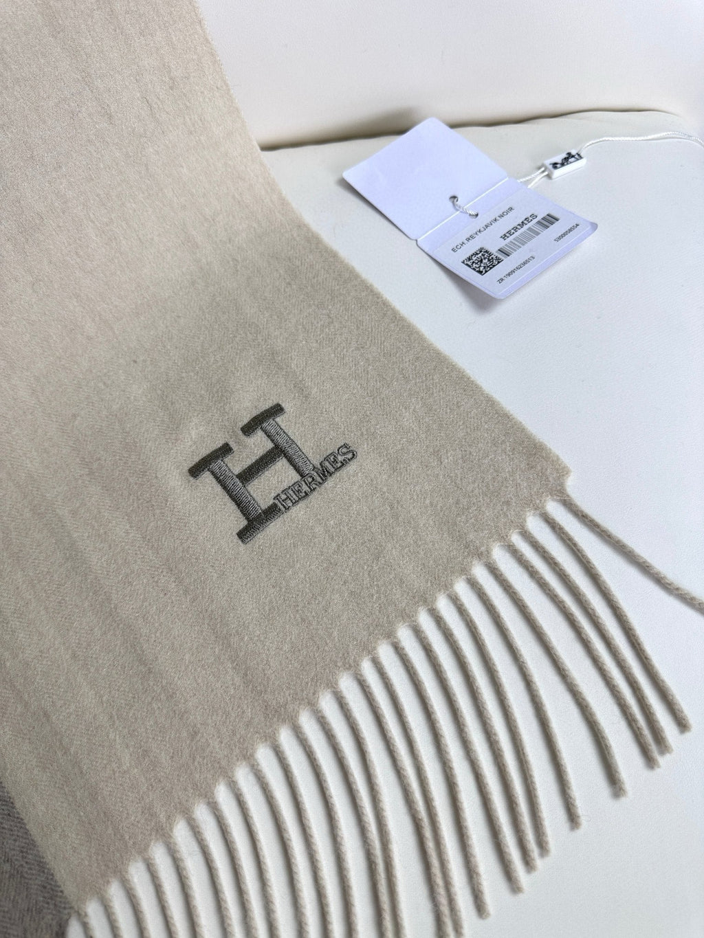 HM 26s Long Scarf 190 In Cashmere 309794