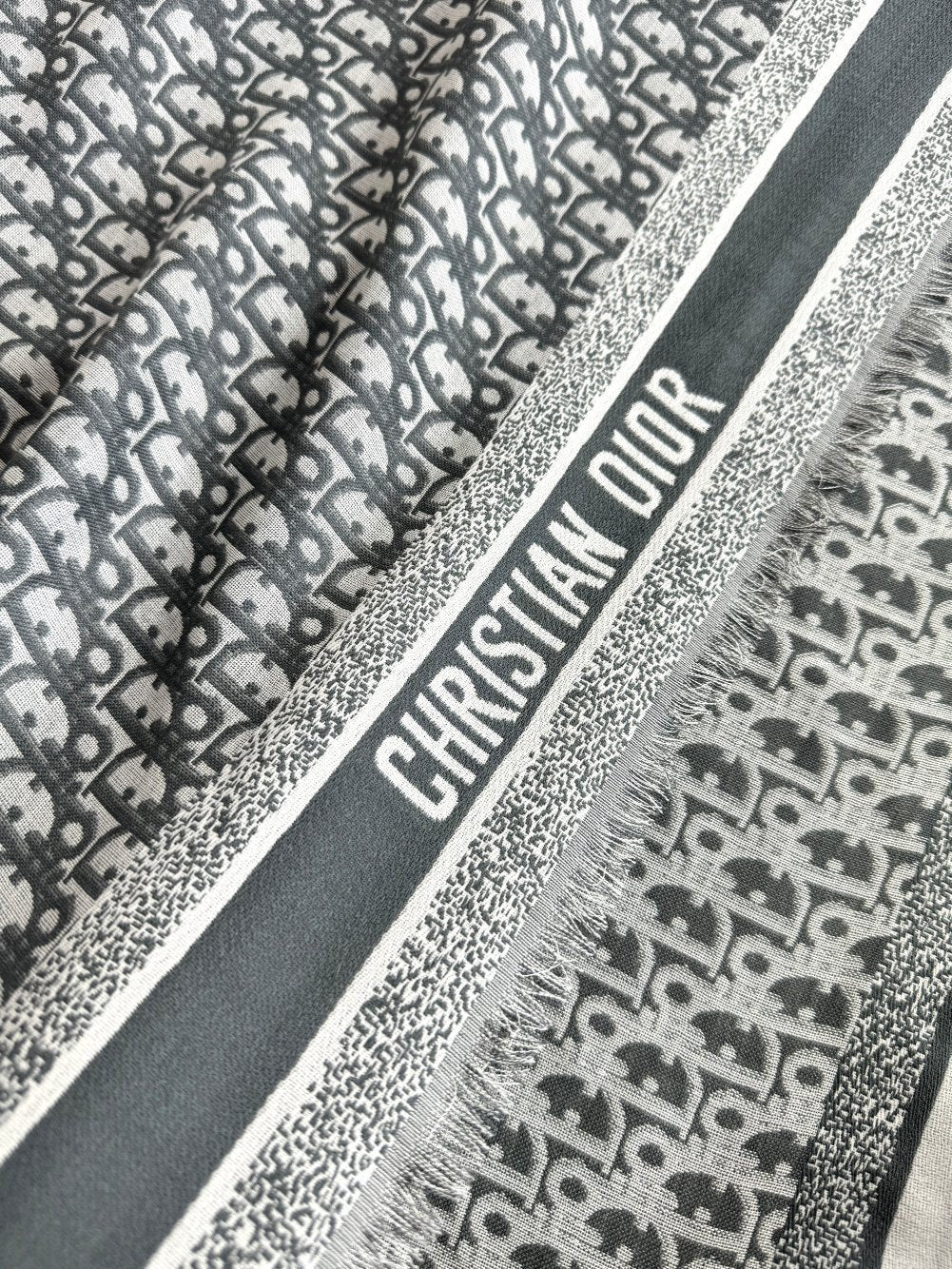 Dior 26s Scarf 140cm In Cashmere Silk 313215