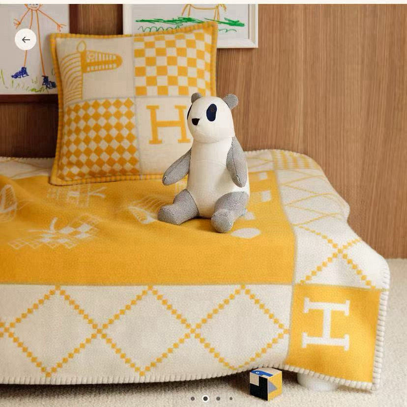 HM Avalon Blanket Yellow Mix Cream Cashmere Wool 875779