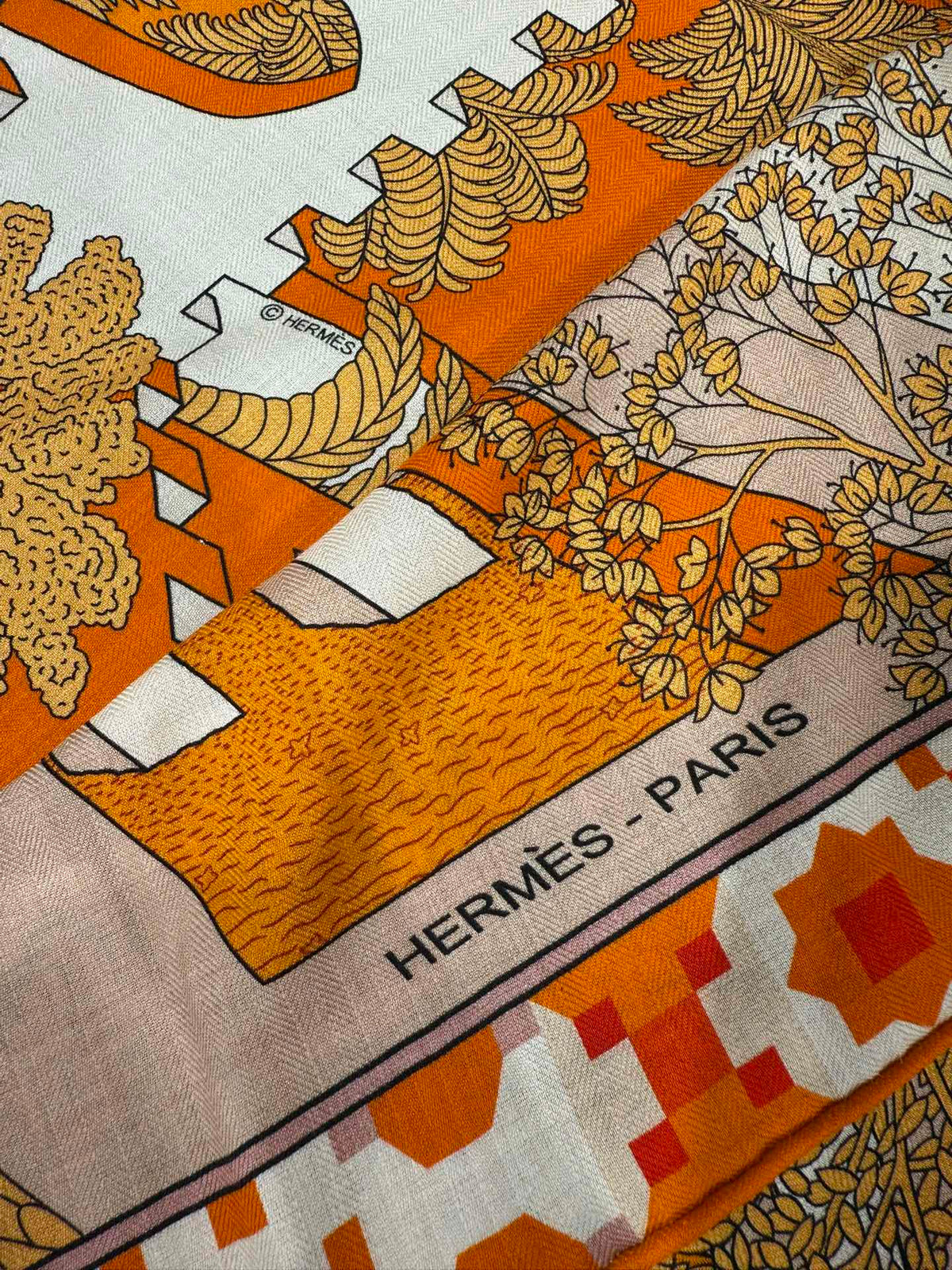 HM Le Palais Des Quatre Vents Shawl 140 Orange Colorful Silk Cashmere