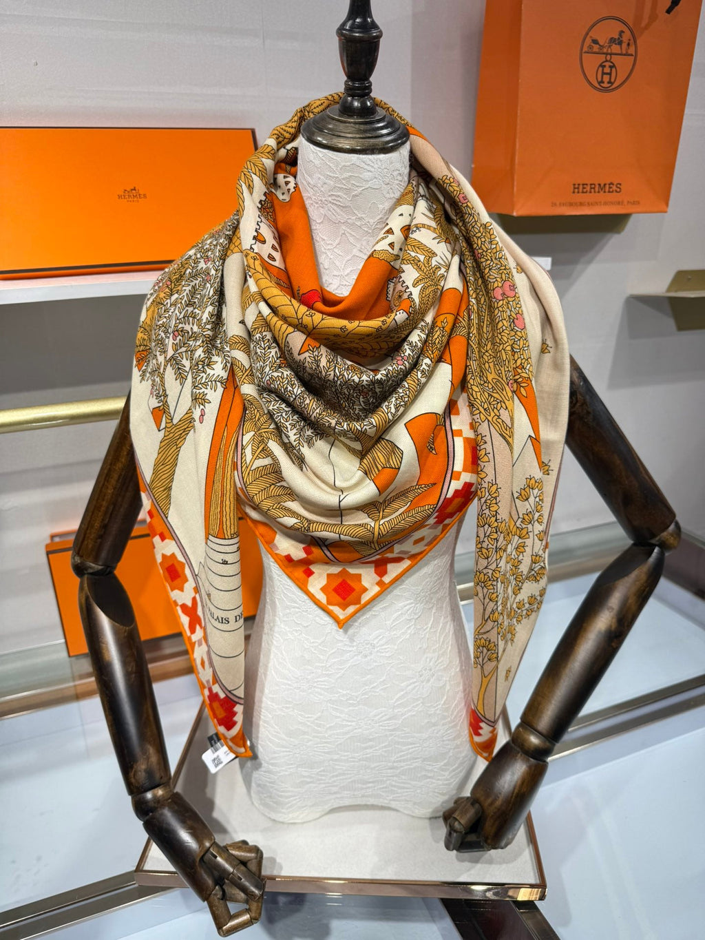 HM Le Palais Des Quatre Vents Shawl 140 Orange Colorful Silk Cashmere