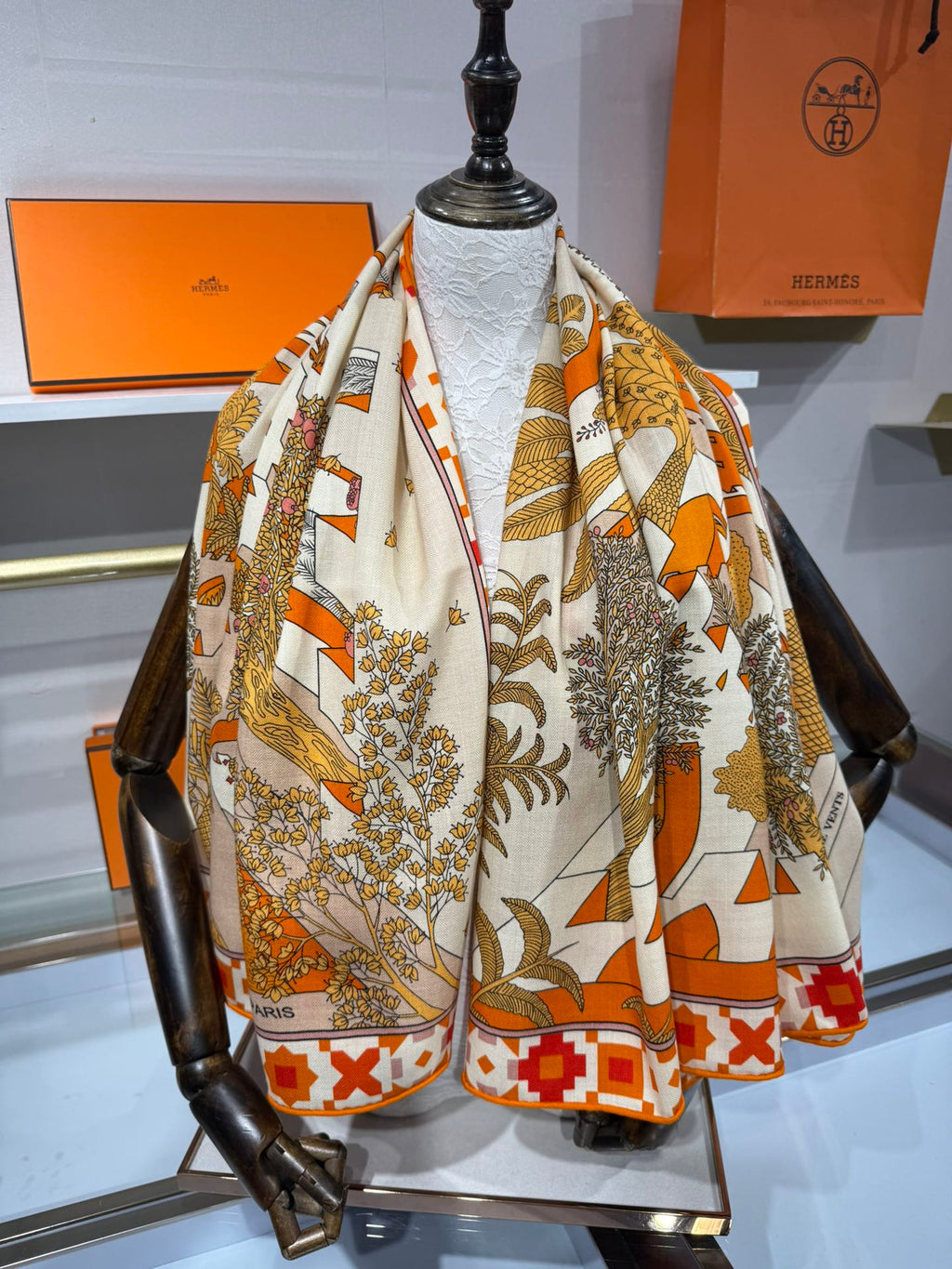 HM Le Palais Des Quatre Vents Shawl 140 Orange Colorful Silk Cashmere