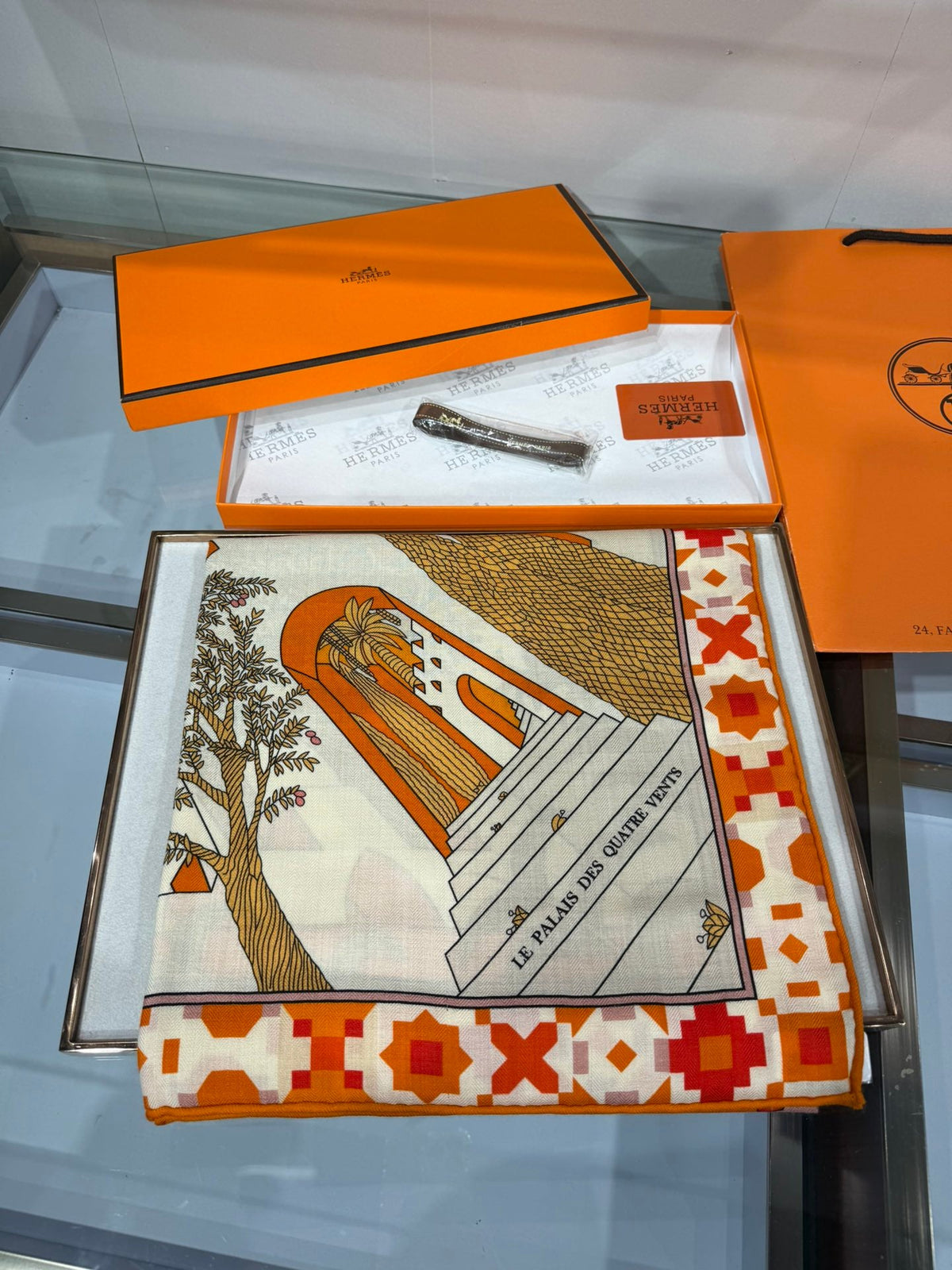 HM Le Palais Des Quatre Vents Shawl 140 Orange Colorful Silk Cashmere