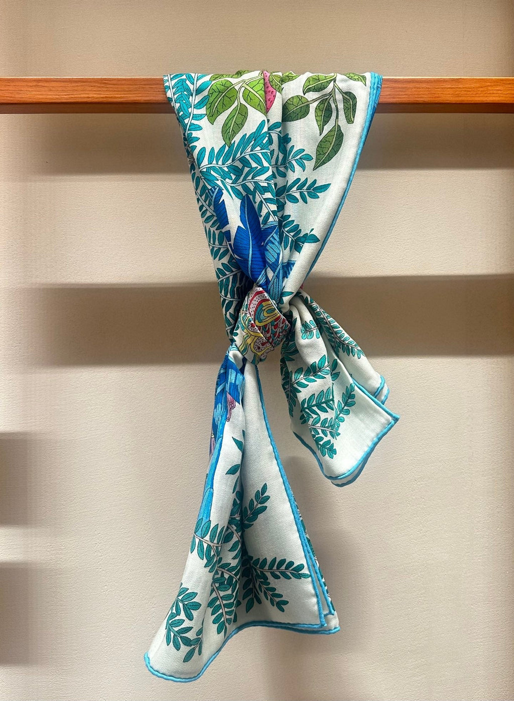 HM 26s Scarf 140 In Cashmere And Silk 216070