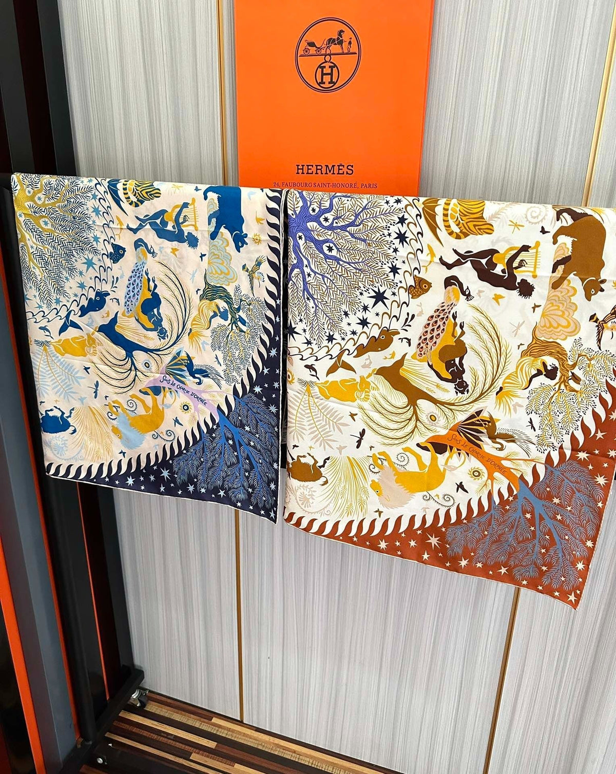 CHANEL 25S SCARF 90 IN SILK 709580