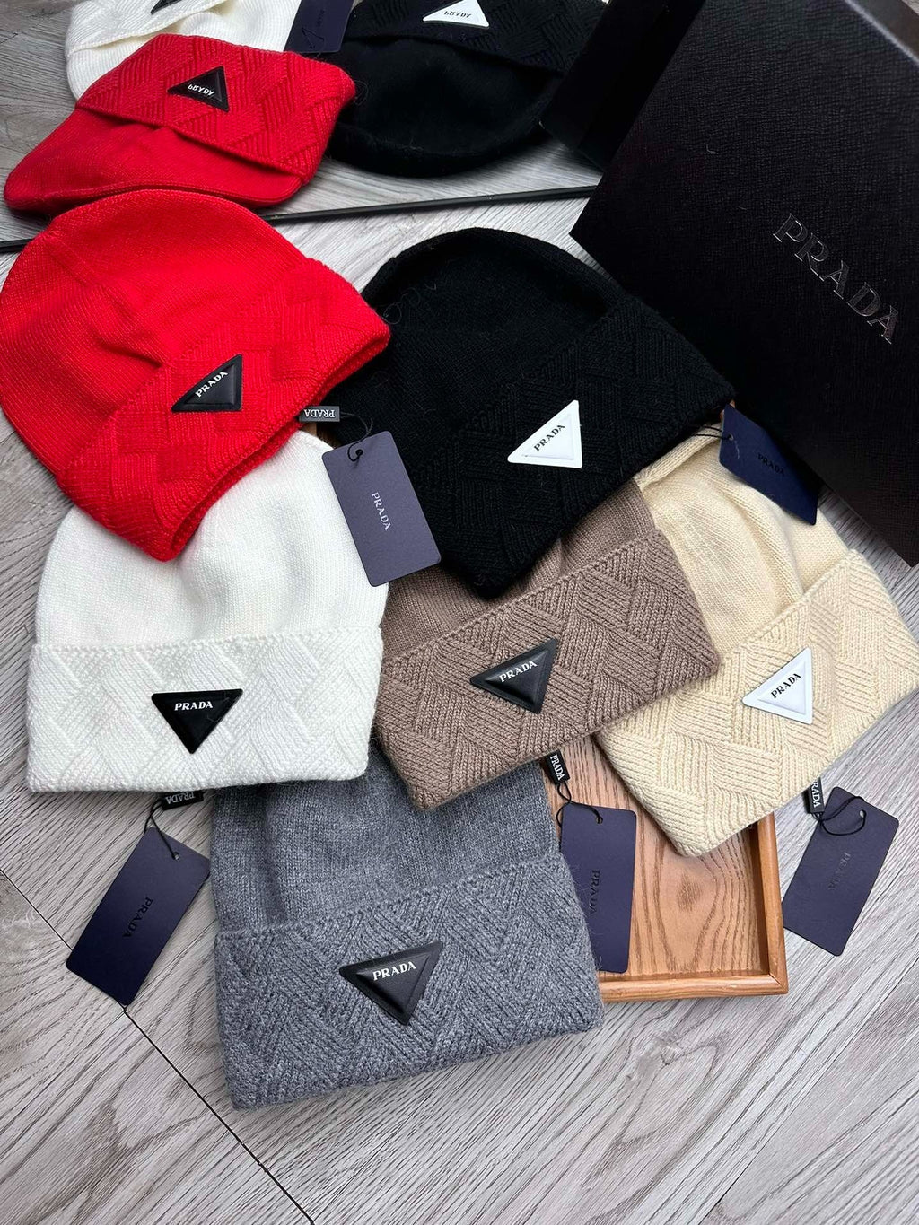 BEANIE HAT IN SHADOW GRAY WOOL AND RABBIT FUR 436396