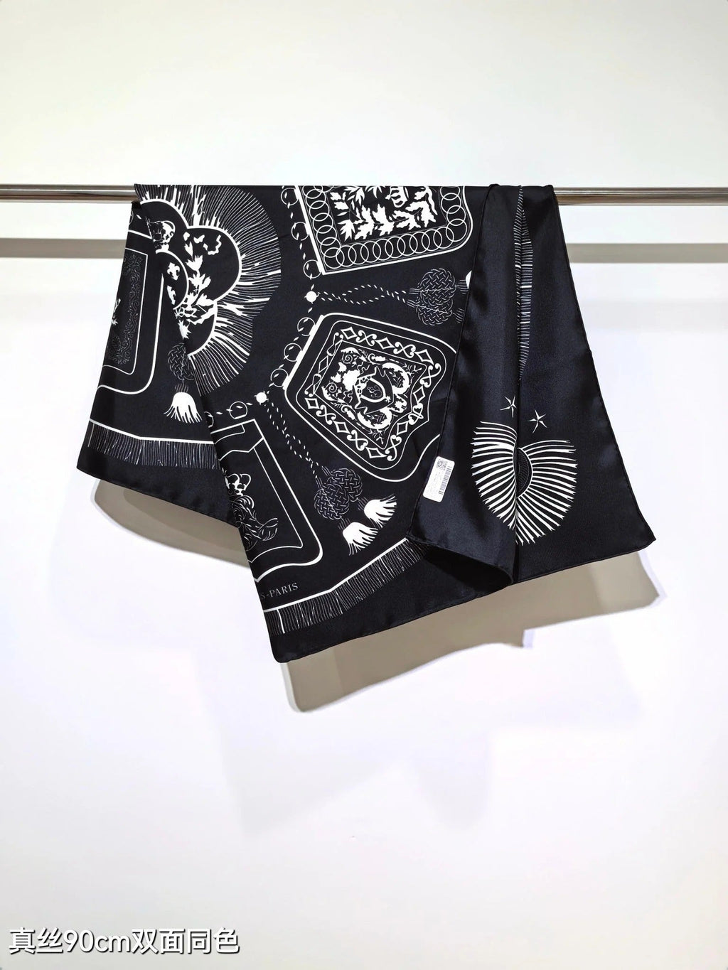 HM 26ss Double Sided Scarf 90 Black Twill Silk 134422
