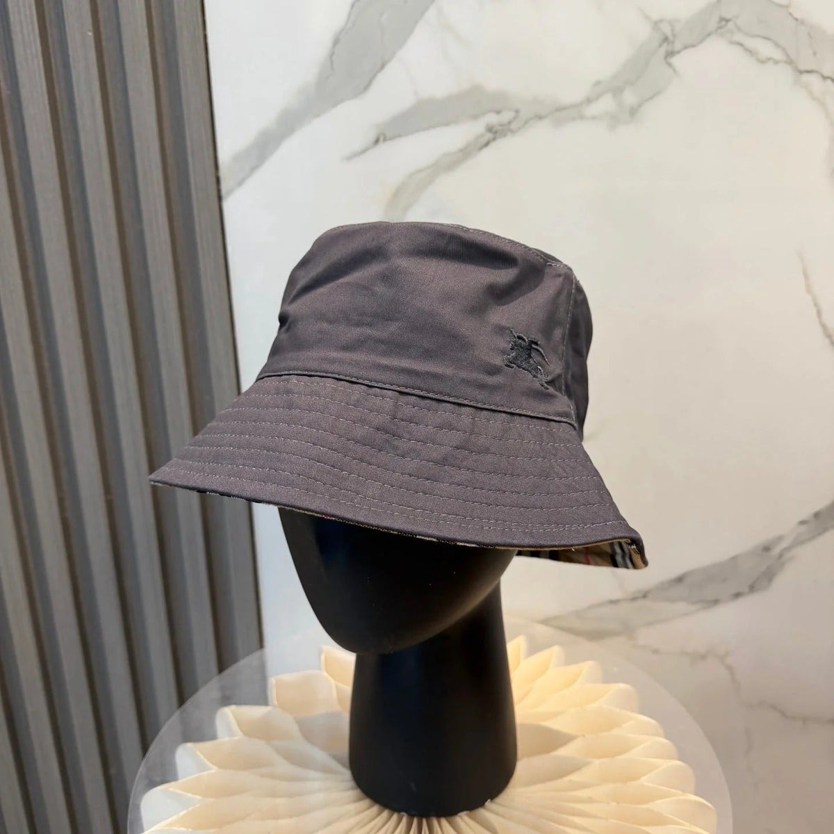 Burberry Bucket Hat 297684