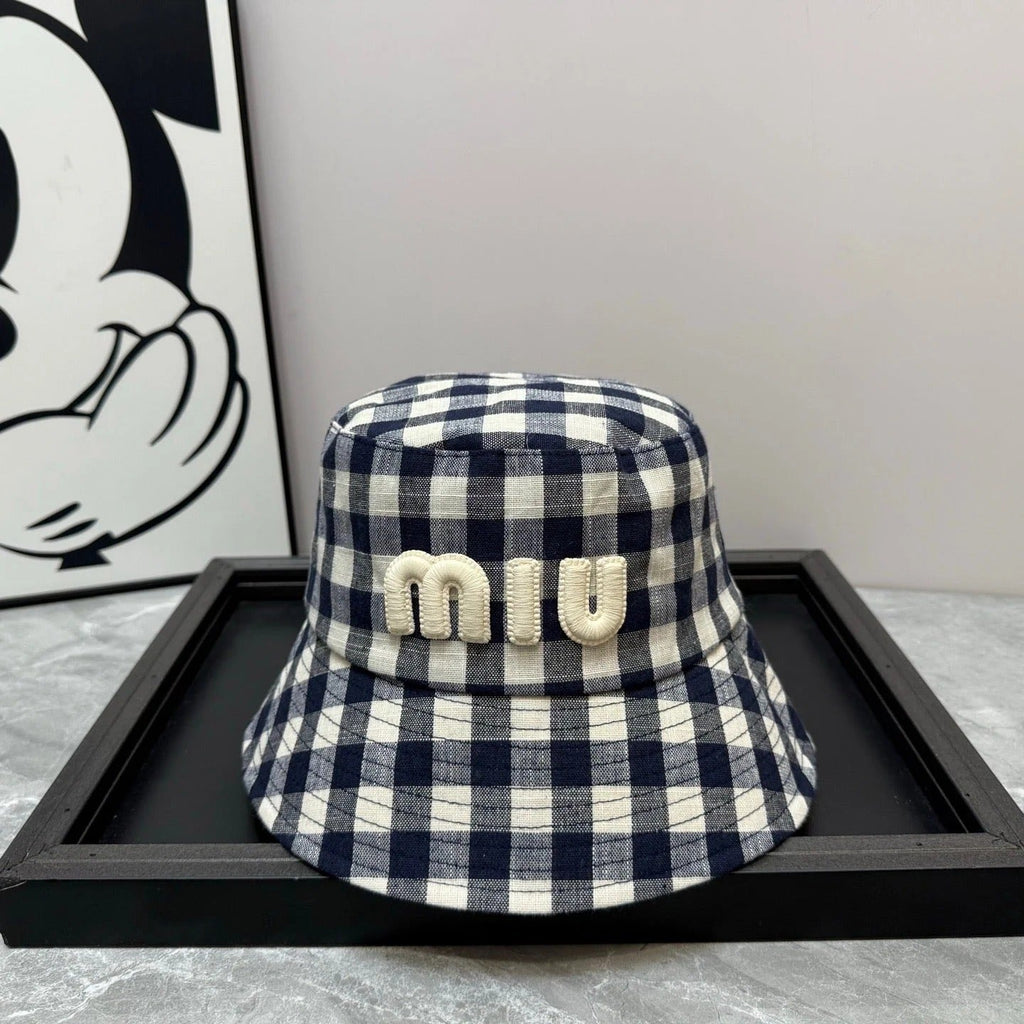 MM BUCKET CHECKED PATTERN WITH LOGO
