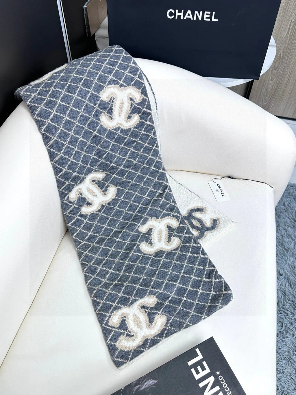 CHANEL 25S SCARF 185 IN CASHMERE 721524