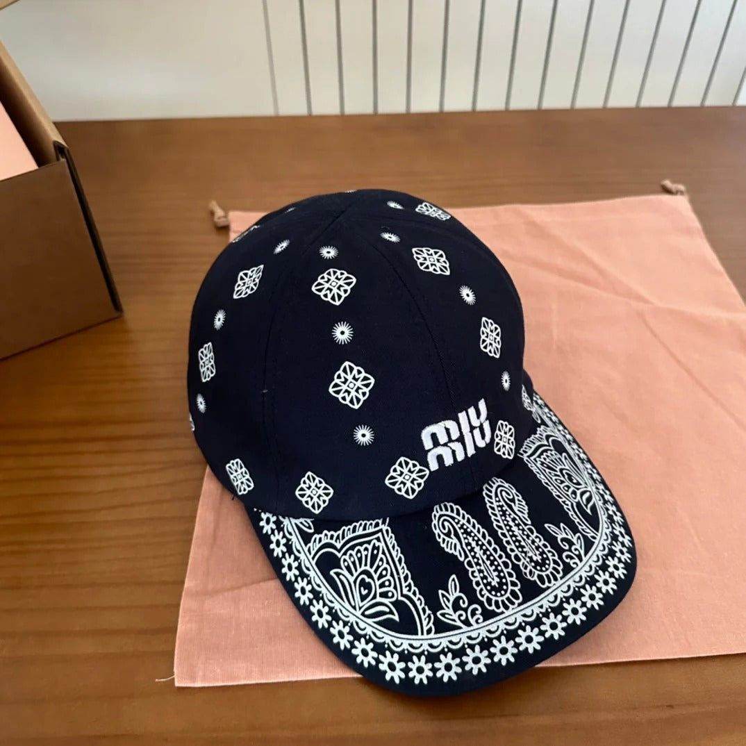 MM BASEBALL CAP IN BLACK WITH BLACK EMBROIDERED PATTERN