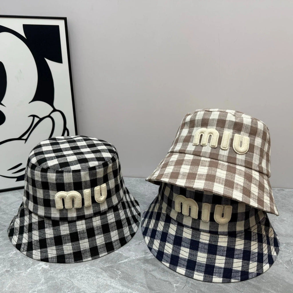 MM BUCKET CHECKED PATTERN WITH LOGO