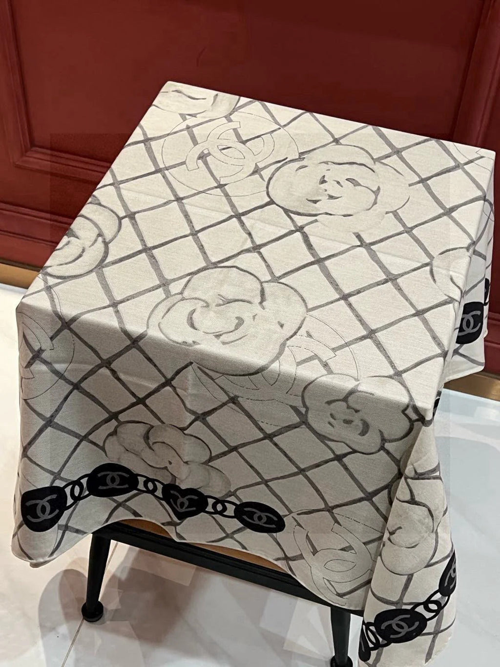CHANEL 25S SCARF 110 IN CASHMERE SILK 730602