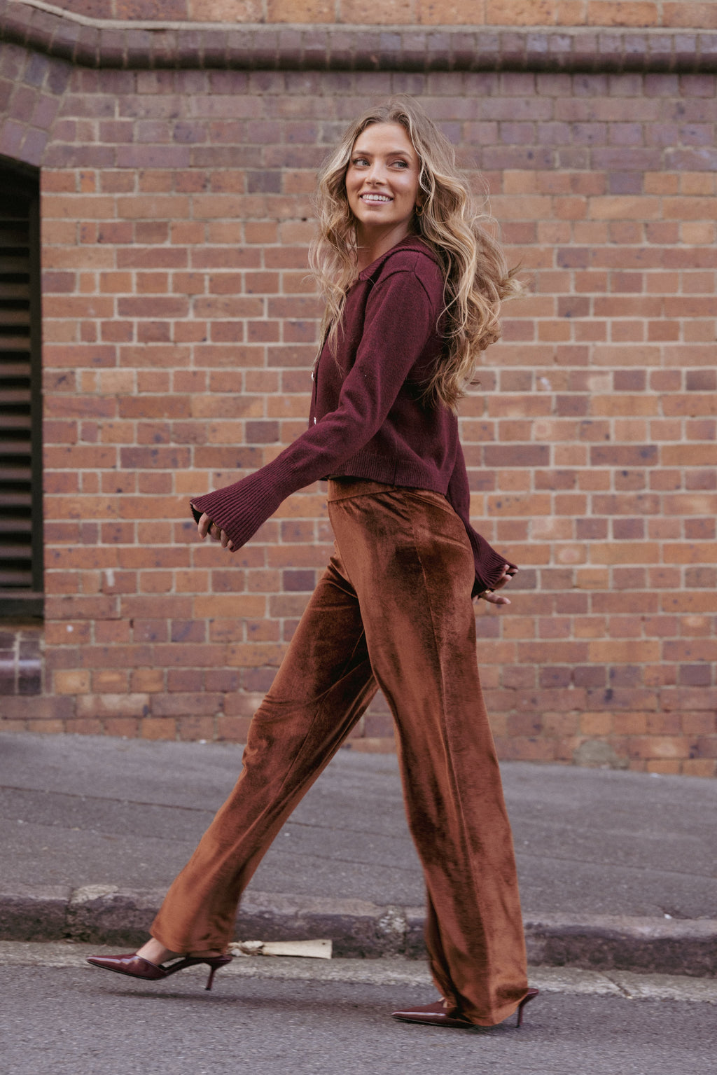 Riley Stretch Velvet Pant - Chocolate
