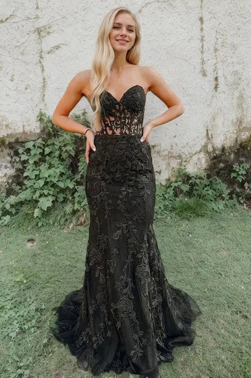 Sheath/Column Tulle Applique Sweetheart Sleeveless Sweep/Brush Train Prom Dresses
